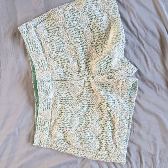 Loft Lace Overlay Shorts - Picture 7 of 7